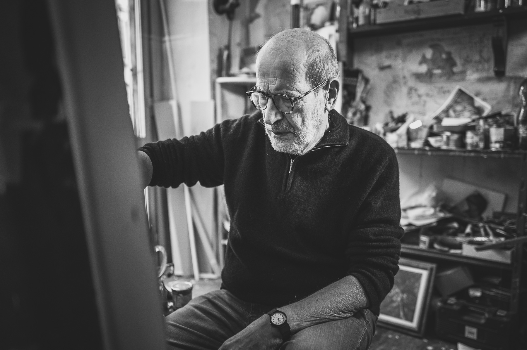 Gioxe De Micheli nel suo studio